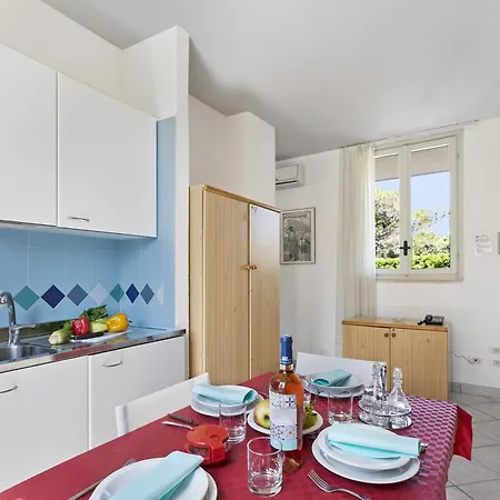 Appartement Serra Alimini 2 *